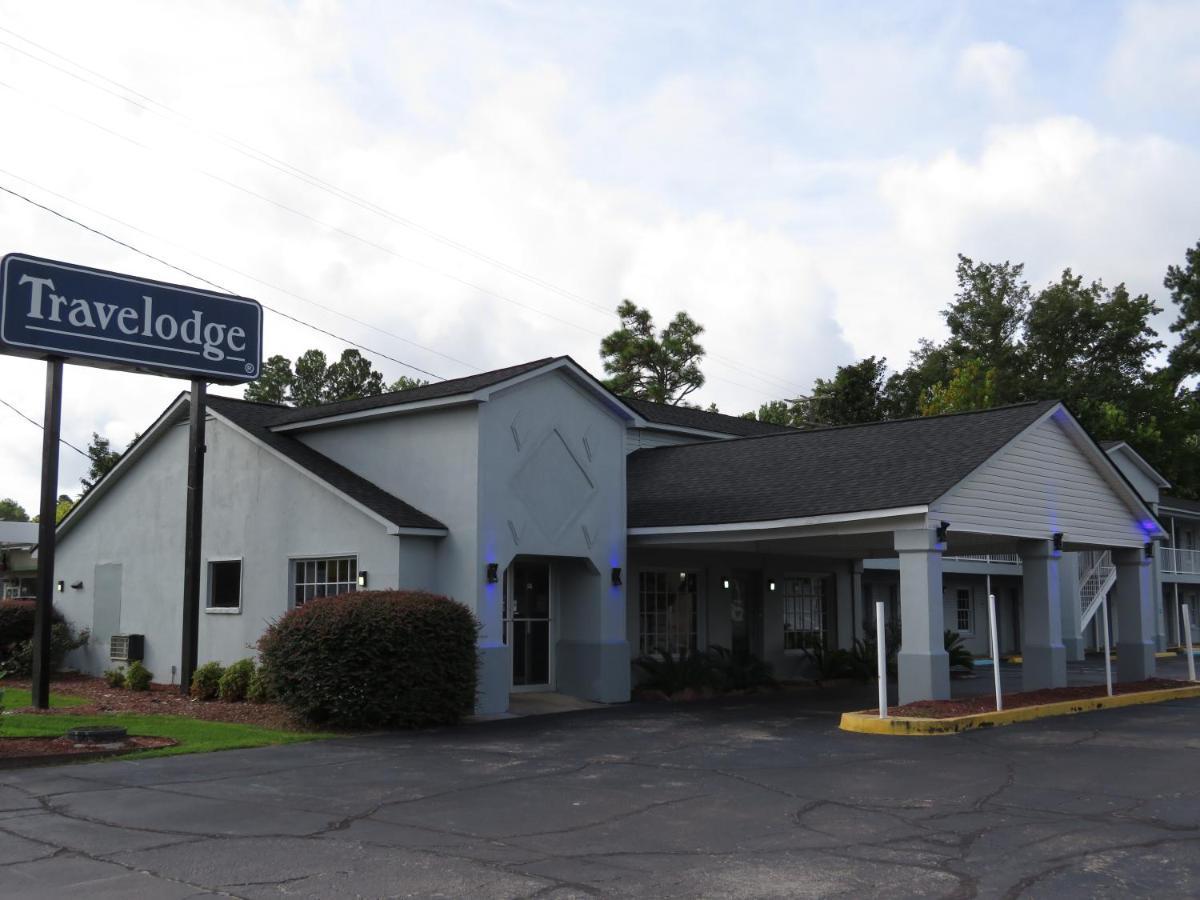 Travelodge By Wyndham Уолтърборо Екстериор снимка