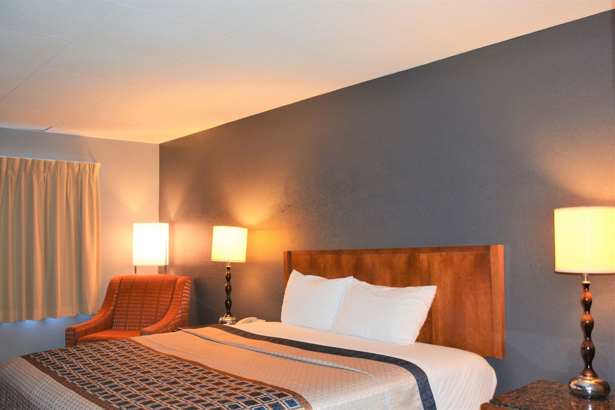Travelodge By Wyndham Уолтърборо Екстериор снимка